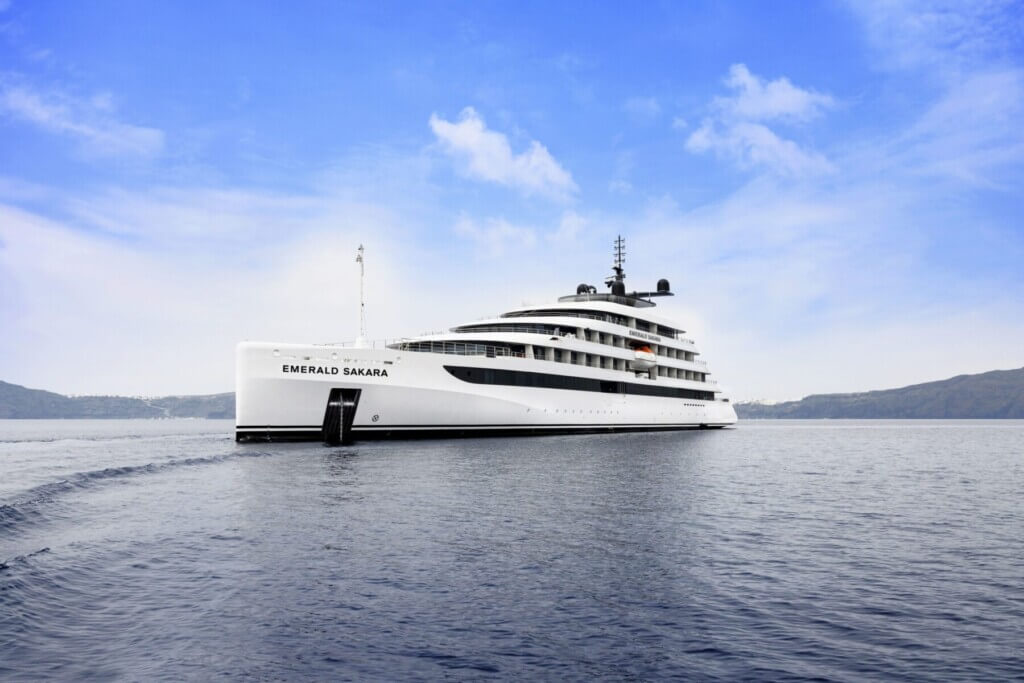 Cruise Ship
